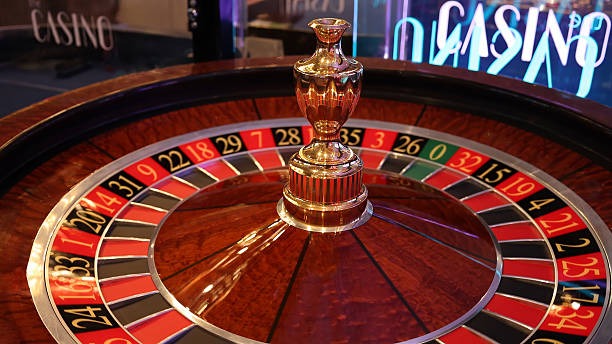 Allbet live-dealer studio with HD multi-camera setup showing dealer and gaming table